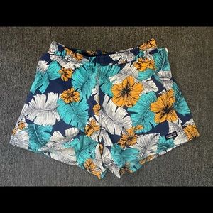 Patagonia women’s baggies shorts blue orange print